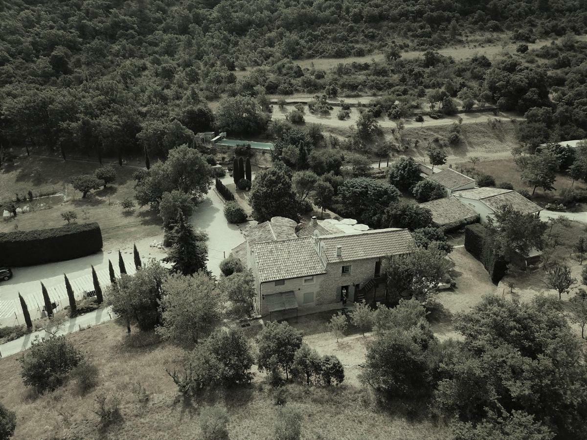 Отель Domaine De La Grange Neuve Ла-Рок-сюр-Перн Экстерьер фото